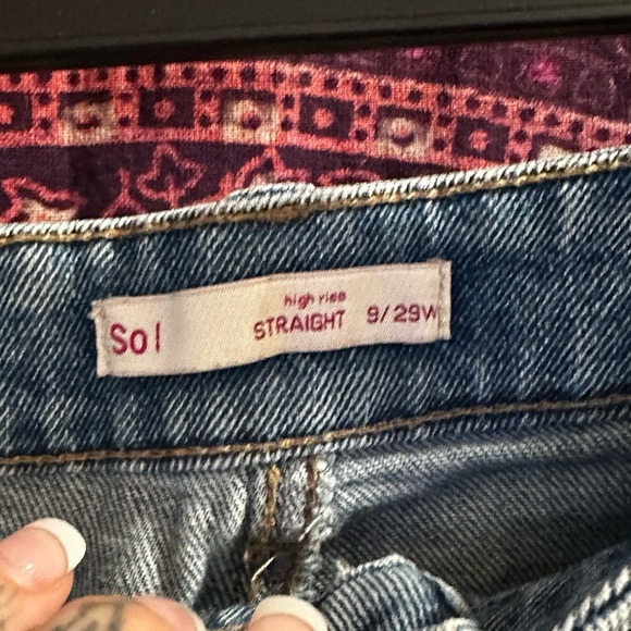 SO high-rise Straight Jeans #backtoschool - Picture 6 of 6